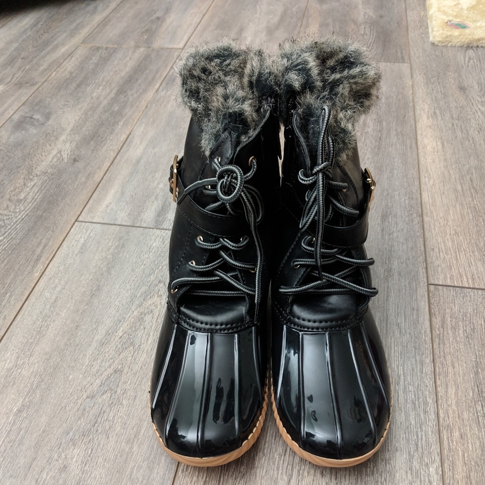Black Faux Fur zip-up Duck Boots - Picture 4 of 6
